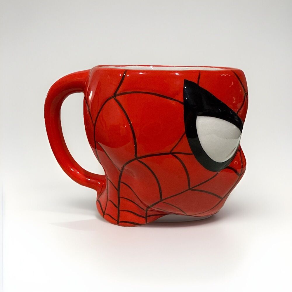 NEW Marvel Spider-Man Head 3D Figural 13oz Ceramic Coffee Mug